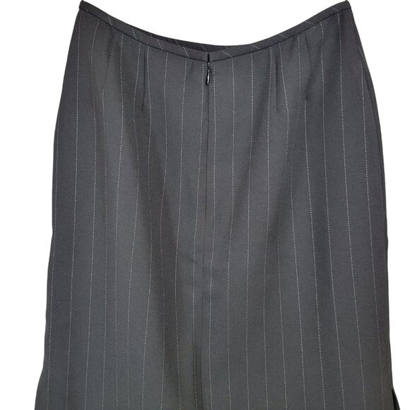 Tahari Arthur Levine Pinstriped Pencil Skirt Black & White | Size 4 - Picture 4 of 7